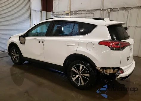 2017 Toyota Rav4 Xle из США, поврежденный, VIN 2T3RFREVXHW658673